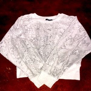 Gray and White Snake Skin Print Sweater